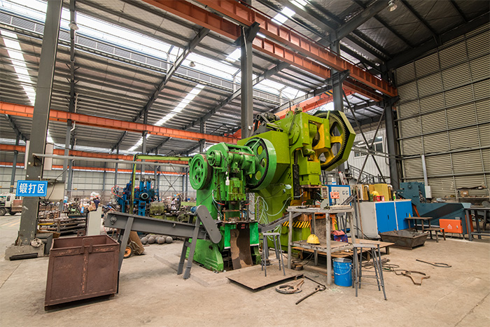 清远网架配件-锥头加工车间